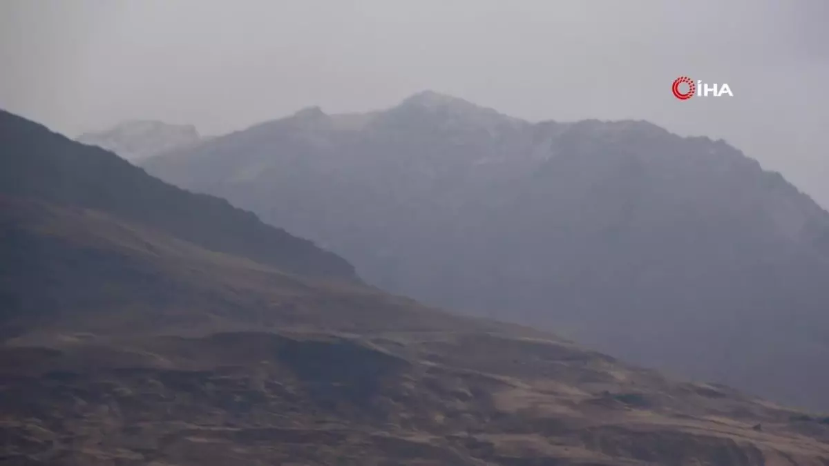 Erek Dağı’na Mevsimin İlk Karı Düştü