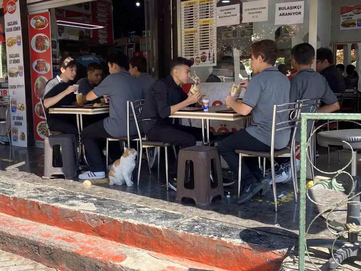 Eskişehir’de Tavuk Döner Yoğunluğu