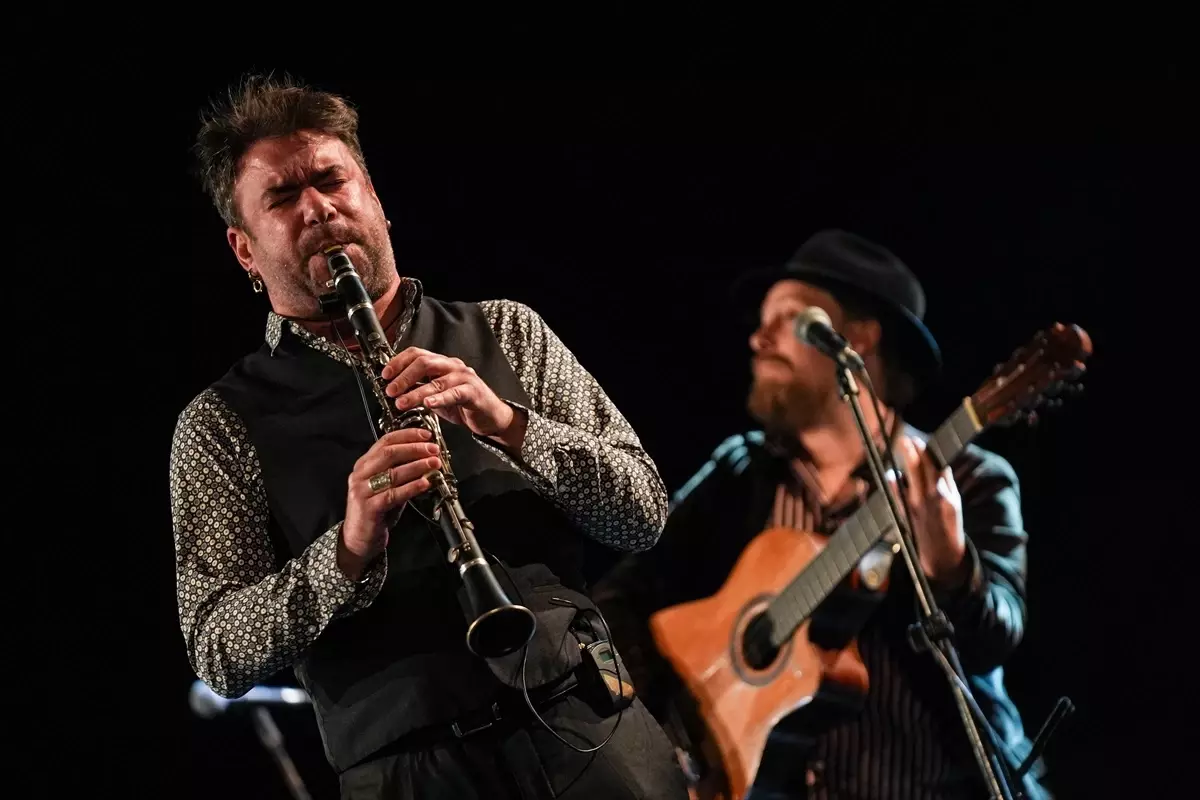 İzmir’de 5. Uluslararası Balkan Müzik Festivali Başladı