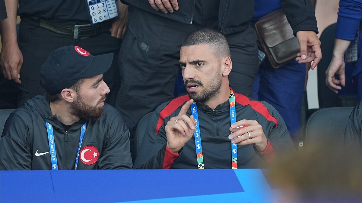 Merih Demiral’dan U16 Milli Takım futbolcularına telefon jesti
