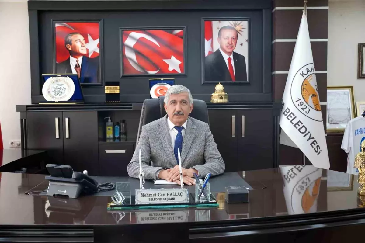 Başkan Hallaç’tan Berat Kandili Mesajı