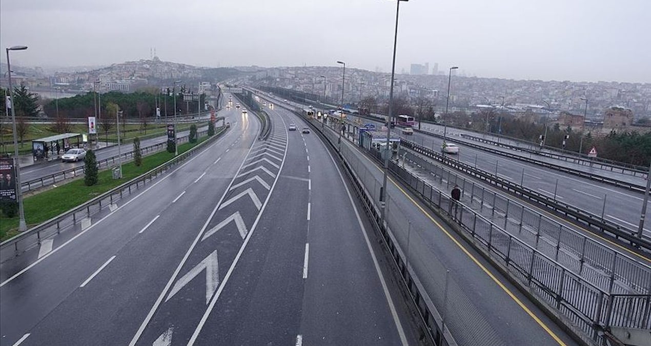 İstanbul’da yollar bomboş kaldı