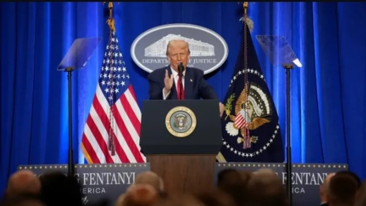 Trump’ın medya savaşı sürüyor! İki kanala yasa dışı suçlaması